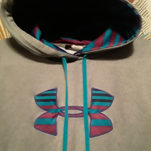 Under Armour Womens Large Hoody Sweatshirt - Picture 11 of 16